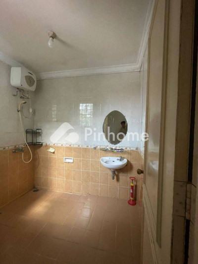 dijual rumah 1 lantai 3kt 120m2 di perumahan taman dutamas - 4