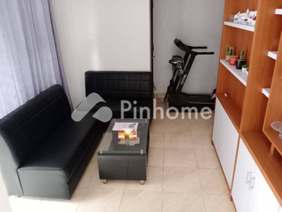 dijual rumah 2 lantai 4kt 128m2 di ngentak - 2