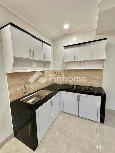 dijual rumah 2 lantai 3kt 70m2 di serpong utara - 4