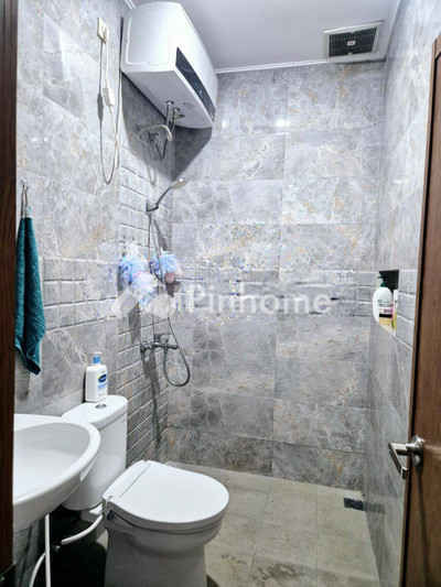 dijual rumah 2 lantai 3kt 110m2 di penjaringan - 2