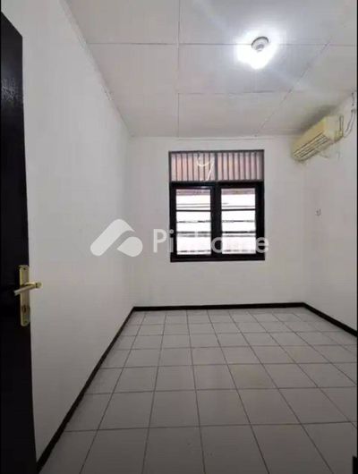 disewakan rumah di tangerang - 5