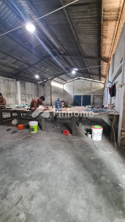 dijual gudang 1500m2 di tambora - 4