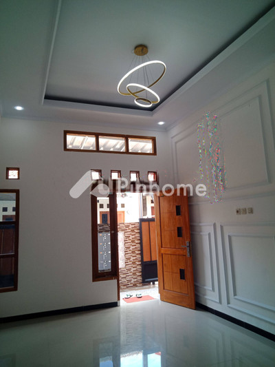 dijual rumah 1 lantai 2kt 60m2 di jl raya citayam pertanian 3menit ke stasiun - 5