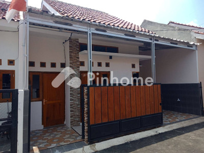 dijual rumah 1 lantai 2kt 60m2 di jl raya citayam pertanian 3menit ke stasiun - 3
