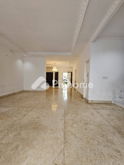 dijual rumah 2 lantai 4kt 307m2 di tebet - 5