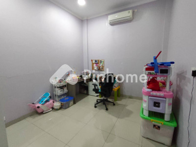 dijual rumah 2 lantai 4kt 135m2 di cengkareng - 5