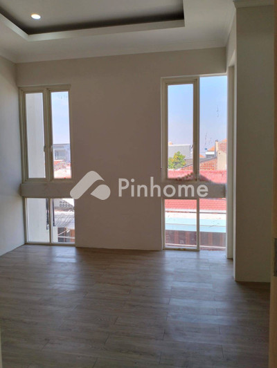 dijual rumah 1 lantai 3kt 65m2 di rungkut - 5