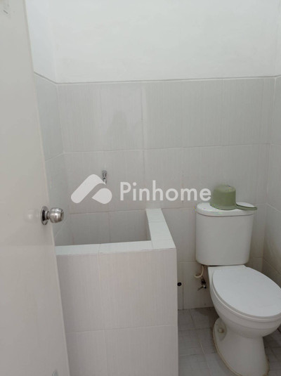 dijual rumah 1 lantai 2kt 72m2 di rungkut - 3