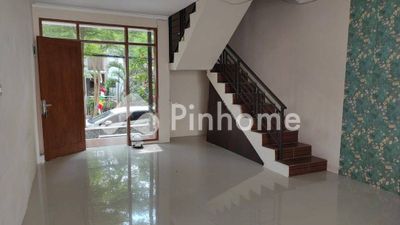 dijual rumah siap huni di kemang indah - 4
