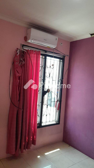 dijual rumah 2 lantai 3kt 75m2 di cengkareng - 4