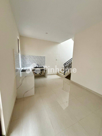 dijual rumah 1 lantai 3kt 128m2 di perumahan grand orchid - 4
