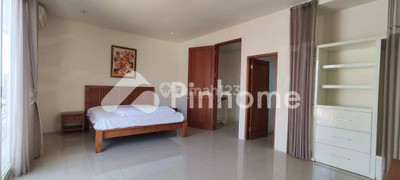 disewakan rumah 2 lantai 3kt 160m2 di sesetan - 5