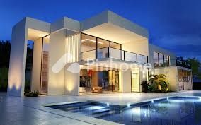Sewa Rumah di Medan Area, Kota Medan, 3 KM, 3 KT, LT 120m², LB 110m²