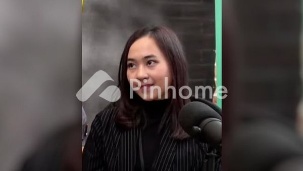 Rumah Dijual di Chelsie Monica, Menteng, Kota Jakarta Pusat, 2 KM, 3-6 KT, LT 12-23m², LB 120-222m² - 1
