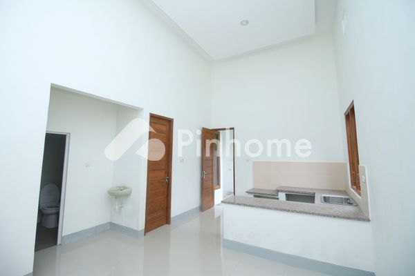 Rumah Roboh di Sumbersari (Sumber Sari), Kab. Jember - 5