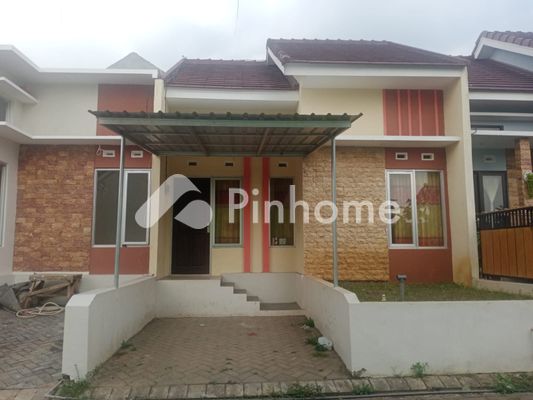 Rumah Roboh di Sumbersari (Sumber Sari), Kab. Jember - 16