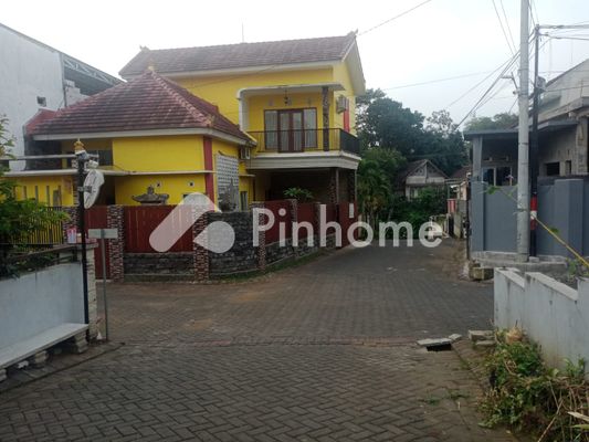 Rumah Roboh di Sumbersari (Sumber Sari), Kab. Jember - 17