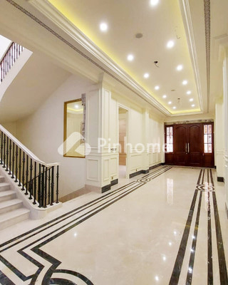 Apartemen Dijual di Kebayoran Baru, Kota Jakarta Selatan, 24 KM, 23 KT, LT 20m², LB 9m² - 9