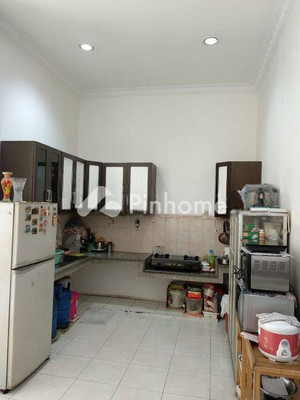 Sewa Rumah di Jagakarsa, Kota Jakarta Selatan, 2 KM, 2 KT, LT 70m², LB 90m² - 1