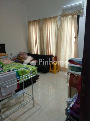 Sewa Rumah di Jagakarsa, Kota Jakarta Selatan, 2 KM, 2 KT, LT 70m², LB 90m² - 11