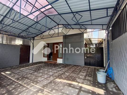 Rumah Dijual di Denpasar Selatan, Kota Denpasar, 3 KM, 3 KT, LT 125m², LB 200m² - 1