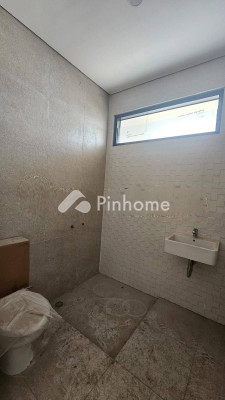 Rumah Dijual di Sidoarjo, Kab. Sidoarjo, 3 KM, 4 KT, LT 90m², LB 130m² - 1