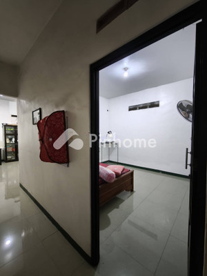 Ruko Dijual di Driyorejo, Kab. Gresik, LT 200m², LB 320m² - 6
