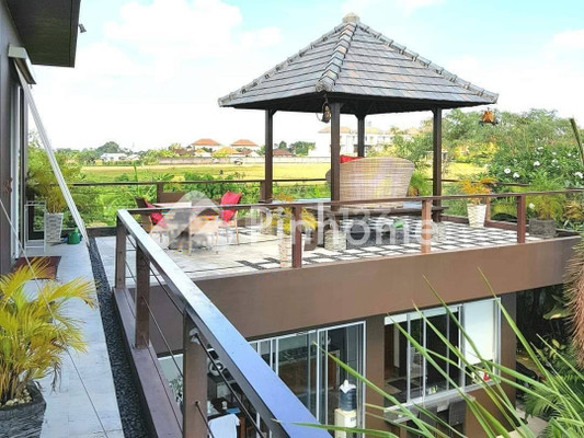 Rumah Dijual di Kuta Utara, Kab. Badung, 3 KM, 3 KT, LT 244m², LB 245m² - 1