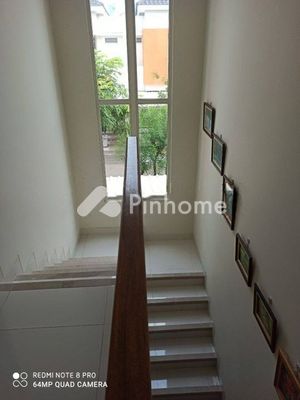 Rumah Dijual di Tangerang, Kota Tangerang, 3 KM, 3 KT, LT 119m², LB 132m² - 1