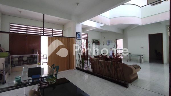 Rumah Dijual di Mulyorejo, Kota Surabaya, 4 KM, 5 KT, LT 444m², LB 500m² - 4