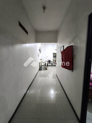 Ruko Dijual di Driyorejo, Kab. Gresik, LT 200m², LB 320m² - 9