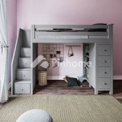 Sewa Ruko di Bugul Kidul, Kota Pasuruan, 1 KM, LB 1m² - 2