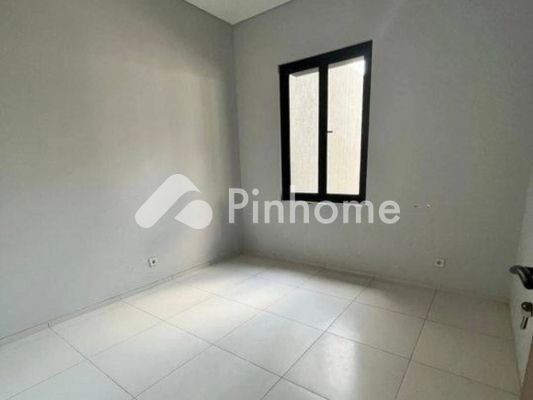 Sewa Apartemen di Kebon Jeruk, Kota Jakarta Barat, 1 KM, 2 KT, LB 45m² - 2
