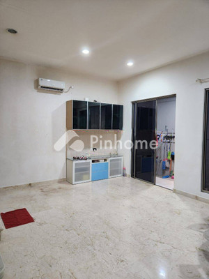 Rumah Dijual di Penjaringan, Kota Jakarta Utara, 2 KM, 3 KT, LT 120m², LB 155m² - 5