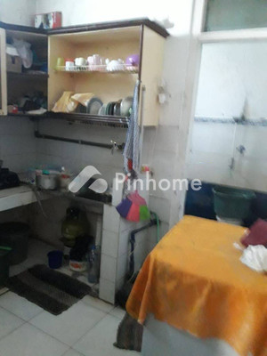 Rumah Dijual di Sukasari, Kota Bandung, 4 KM, 10 KT, LT 180m², LB 129m² - 2