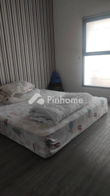 Rumah Dijual di Serpong, Kota Tangerang Selatan, 2 KM, 2 KT, LT 100m², LB 90m² - 3