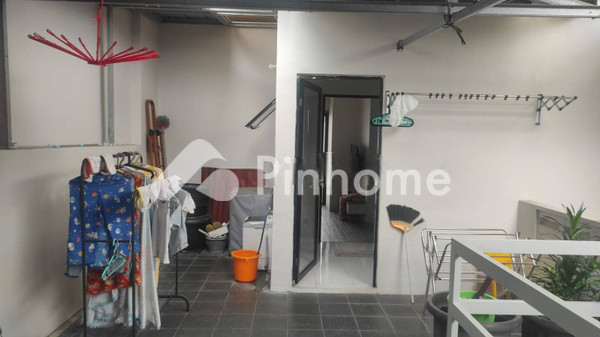 Rumah Dijual di Serpong, Kota Tangerang Selatan, 2 KM, 2 KT, LT 100m², LB 90m² - 6