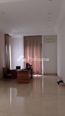 Rumah Dijual di Semarang Utara, Kota Semarang, 4 KM, 4 KT, LT 550m², LB 650m² - 2