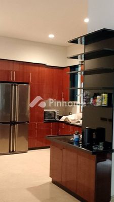 Rumah Dijual di Semarang Utara, Kota Semarang, 4 KM, 4 KT, LT 550m², LB 650m² - 4