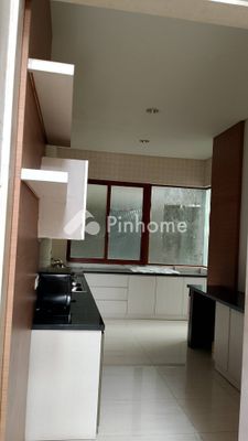 Rumah Dijual di Semarang Utara, Kota Semarang, 4 KM, 4 KT, LT 550m², LB 650m² - 6