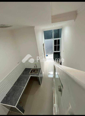 Rumah Dijual di Cempaka Putih, Kota Jakarta Pusat, 3 KM, 3 KT, LT 24m², LB 71m² - 1