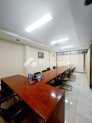 Ruko Dijual di Kebayoran Lama, Kota Jakarta Selatan, 2 KM, LT 108m², LB 210m² - 4
