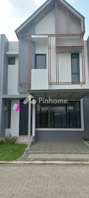Sewa Rumah di Serpong, Kota Tangerang, 2 KM, 4 KT, LT 60m², LB 78m²