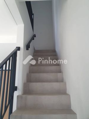Sewa Rumah di Serpong, Kota Tangerang, 2 KM, 4 KT, LT 60m², LB 78m² - 1
