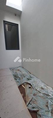 Sewa Rumah di Serpong, Kota Tangerang, 2 KM, 4 KT, LT 60m², LB 78m² - 13