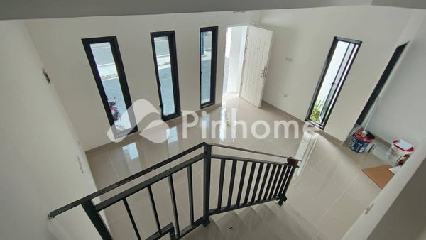 Rumah Dijual di Bandung Kulon, Kota Bandung, 3 KM, 3 KT, LT 61m², LB 86m² - 3