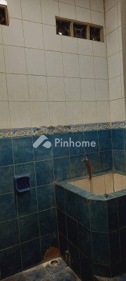 Ruko Dijual di Kembangan, Kota Jakarta Barat, 2 KM, LT 35m², LB 105m² - 8