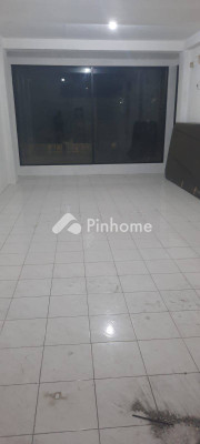 Ruko Dijual di Kembangan, Kota Jakarta Barat, 2 KM, LT 35m², LB 105m² - 12