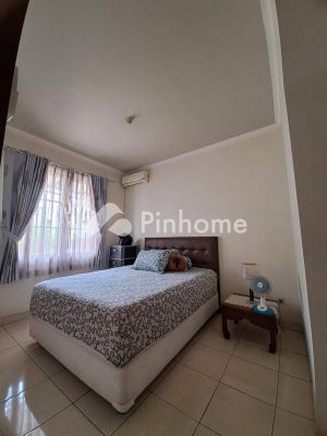 Rumah Dijual di Serpong, Kota Tangerang Selatan, 2 KM, 3 KT, LT 144m², LB 110m² - 6