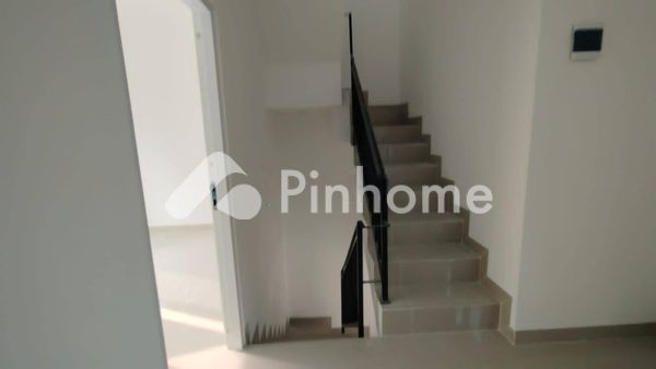 Rumah Dijual di Cempaka Putih, Kota Jakarta Pusat, 3 KM, 3 KT, LT 44m², LB 72m² - 2
